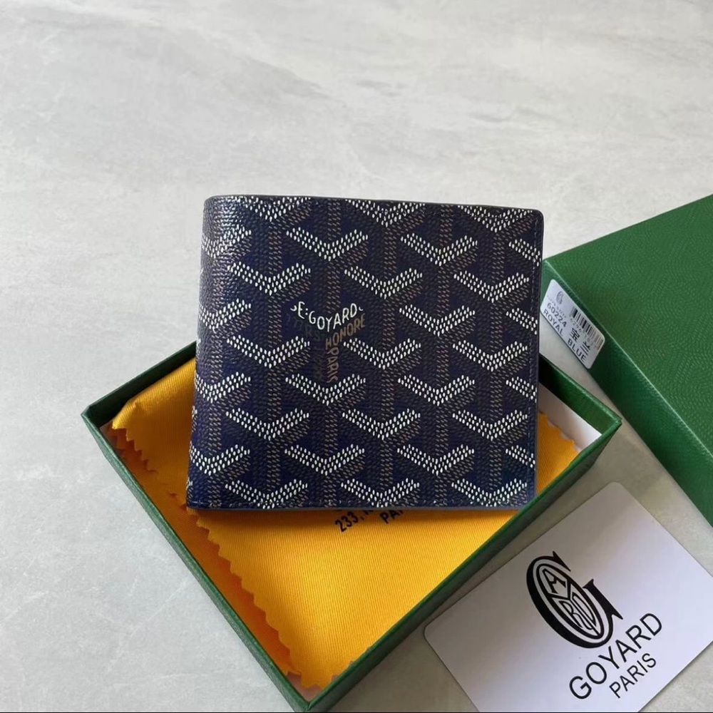 Goyard Navy and White Card Holder